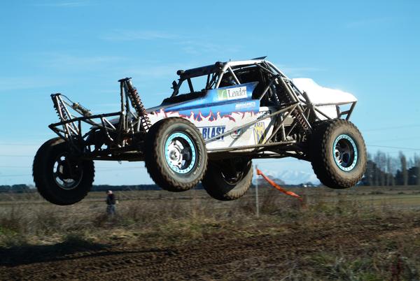 2012 Mainland Challenge winner Wayne Moriarty in flight